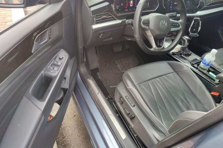 Used Volkswagen Passat 2022 330TSI Starry Luxury Edition
