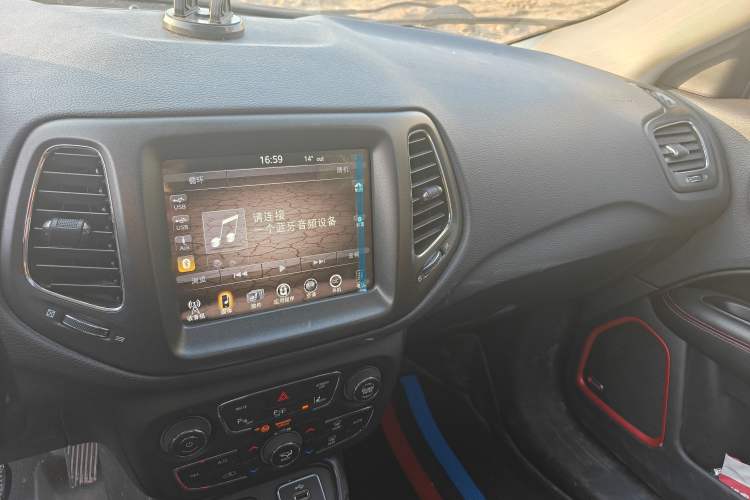 Used Jeep Compass 2017 200TS Automatic High-Performance All-Wheel Drive Edition
