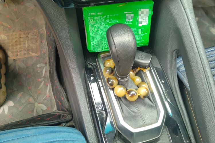 Used JMC Yusheng S350 2016 2.4T Automatic 2WD Diesel Luxury 5-Seater
