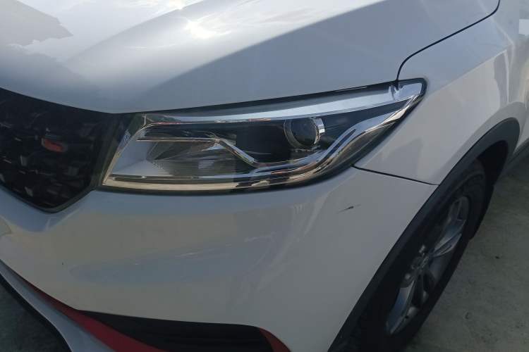 Used Dongfeng Fengon 580 2021 Revised ☆ Star Edition 1.5T Automatic Luxury Version
