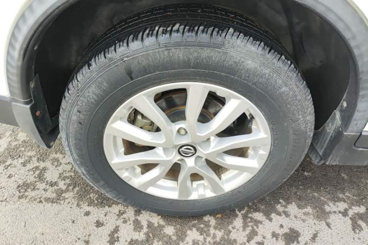 Used Nissan X-Trail 2019 2.0L CVT Smart Connect Comfort Edition 2WD
