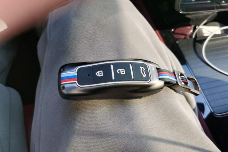 Used SERES SF5 2021 Four-Wheel Drive Freedom Expedition Edition