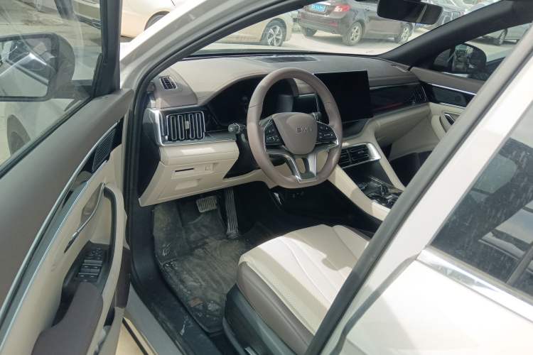 Used BYD Song PLUS New Energy 2025 DM-i 112KM Prestige Model
