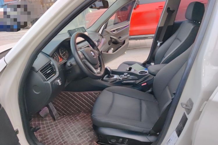 Used BMW X1 2015 sDrive18i Leading Edition
