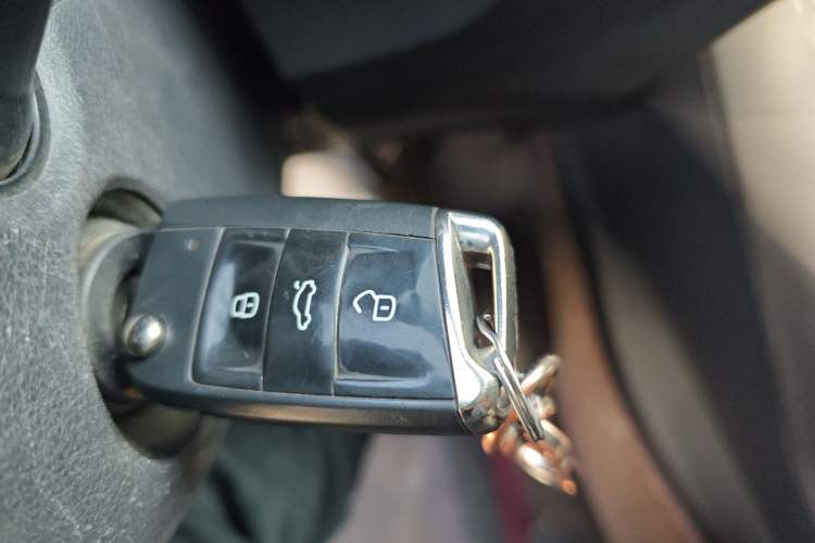 Used Volkswagen T-ROC 2018 230TSI DSG Two-Wheel Drive Advanced Version China V Standard