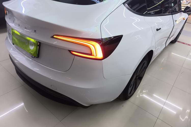 Used Tesla Model 3 2023 Rear-Wheel-Drive Version