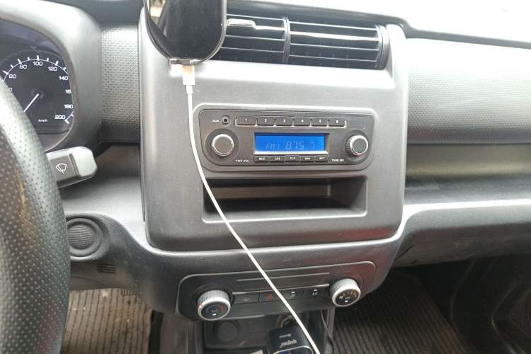 Used CHANGAN OSHAN X70A 2019 1.5L Manual Basic Version China VI Standard Audio And AC Panel