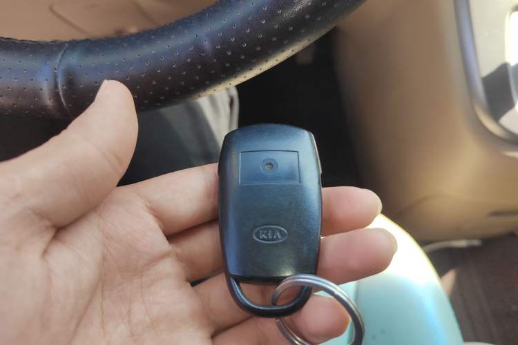 Used Kia VQ 2011 2.7 Comfort Edition
