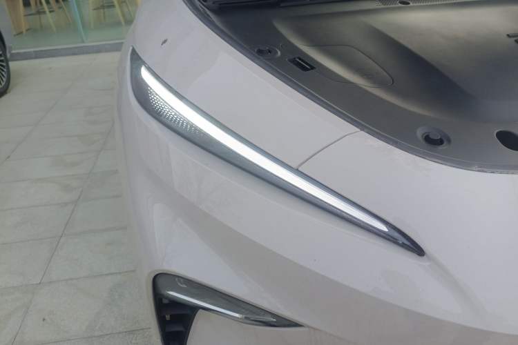 Used Rising R7 2024 Advanced Edition
