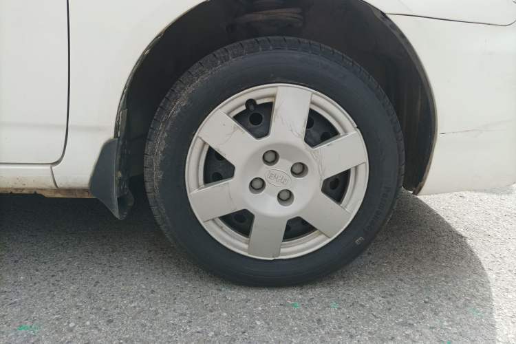 Used BYD F3 2015 Energy-Efficient Model 1.5L Manual Comfort Edition
