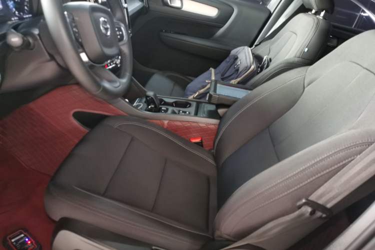 Used Volvo XC40 2022 T4 Four-Wheel Drive Smart & Stylish Edition