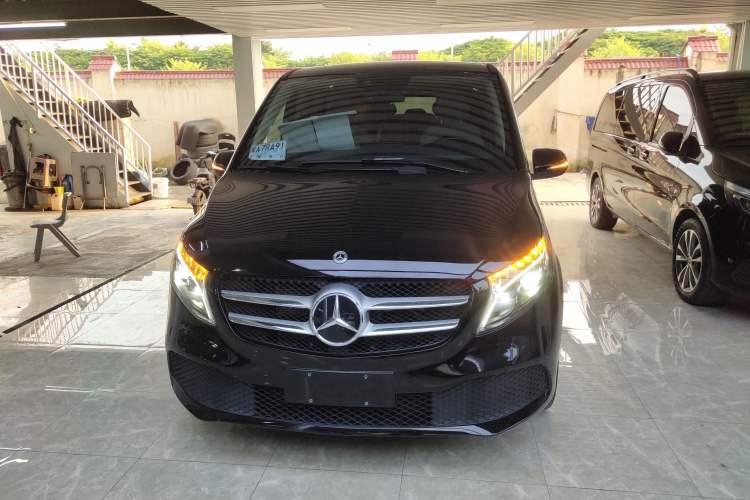 Used Mercedes-Benz V-Class 2022 V 260 Avantgarde Edition