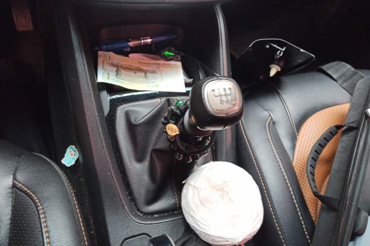 Used Wuling Hongguang S3 2018 1.5L Manual Luxury Model China V Standard