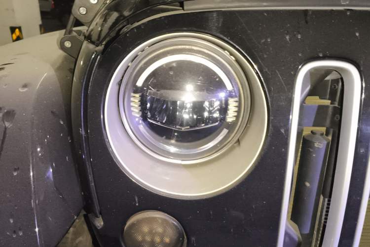 Used Jeep Wrangler 2017 3.0L Sahara Four-Door Comfort Edition
