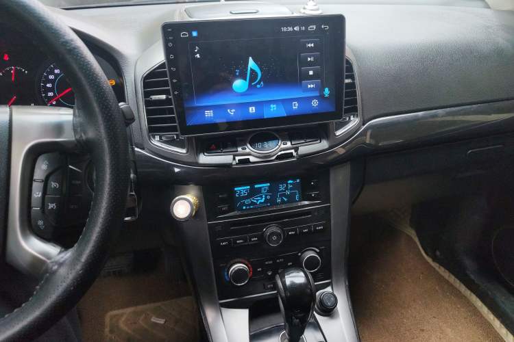 Used Chevrolet Captiva 2012 2.4L 4x4 Flagship Edition 7 Seats