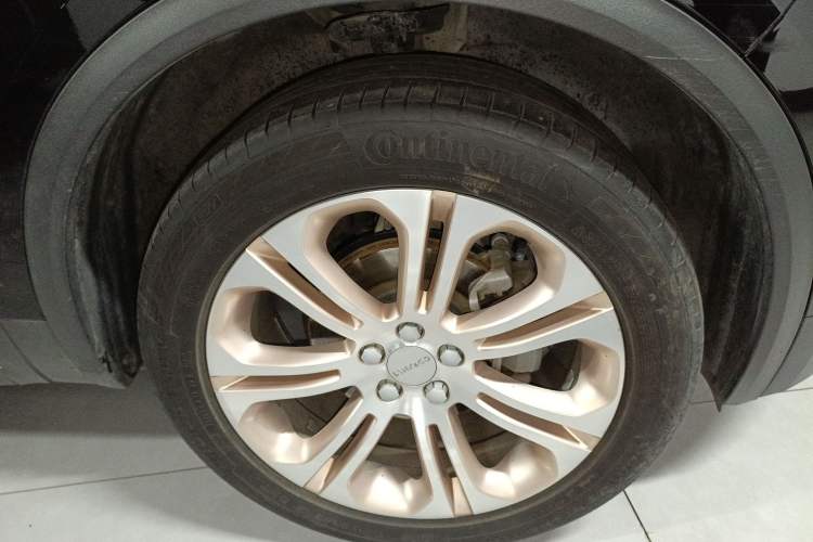 Used Lynk & Co 01 2017 2.0T Two-Wheel Drive Pro Edition Right Front Wheel Hub