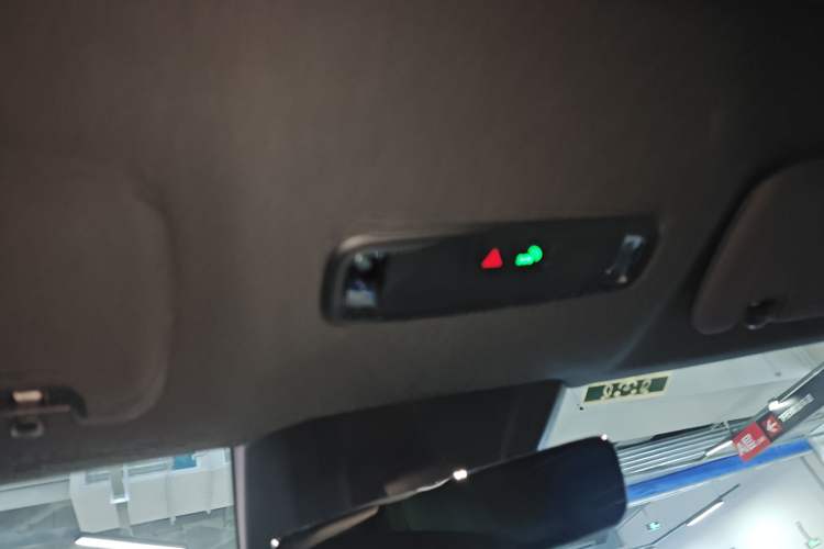 Used Lynk & Co Lynk & Co 10 EM-P 2025 Model 120 Four-Wheel Drive Ultra
