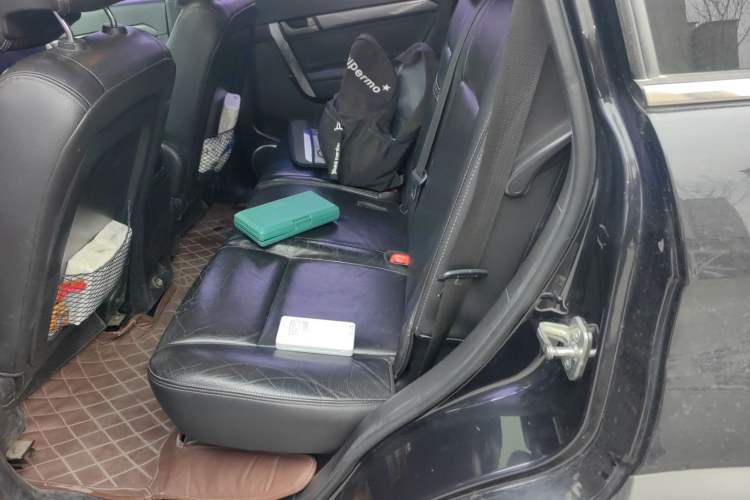 Used Chevrolet Captiva 2011 2.4 AT 7-Seater Luxury Edition