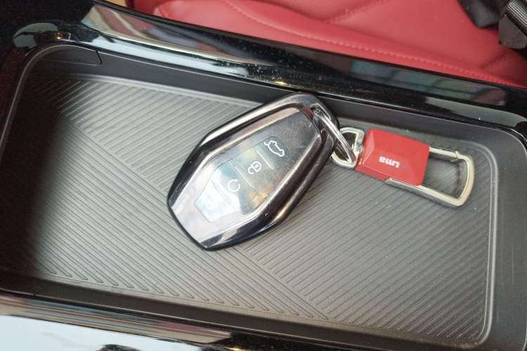 Used JETOUR X70 PLUS 2025 1.5T Luxury Edition 5 Seats