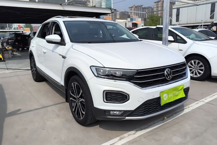 Used Volkswagen T-ROC 2022 280TSI DSG Two-Wheel Drive Comfort PLUS Front Right 45 Deg