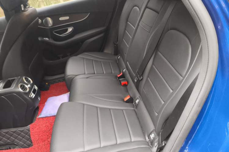 Used Mercedes-Benz GLC 2021 GLC 300 L 4MATIC Dynamic Model Left Rear Seat