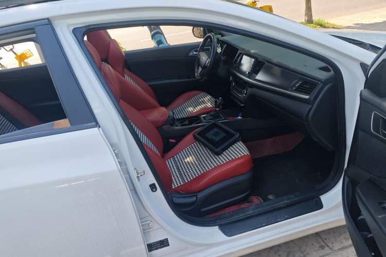 Used Hyundai Mistra 2017 1.8L Automatic Deluxe DLX Model China V Emission Standard
