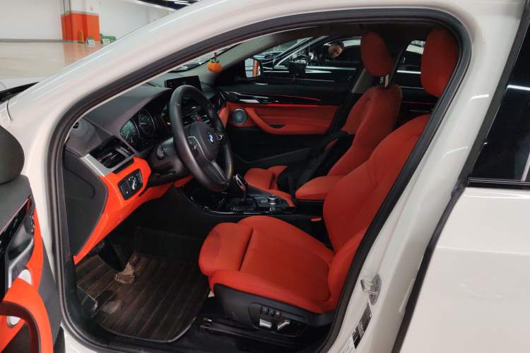 Used BMW X2 2022 sDrive25i M Sport Package Left Front Seat