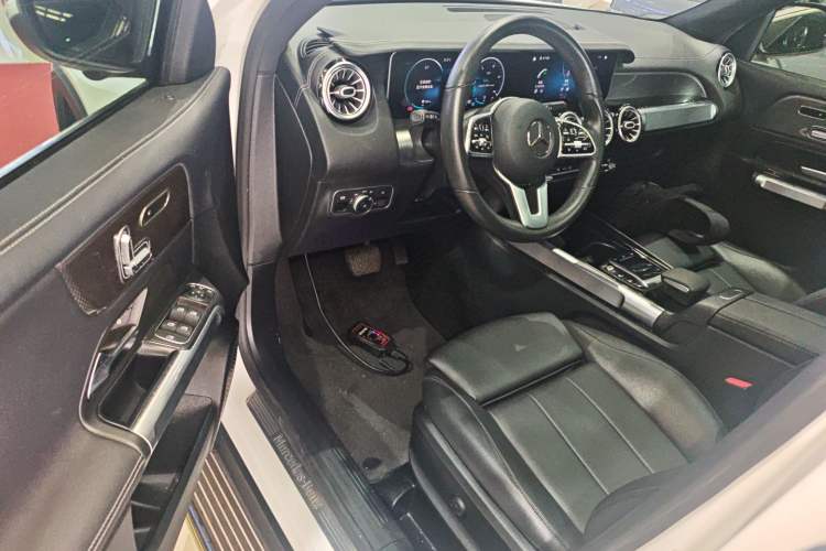 Used Mercedes-Benz GLB 2020 Facelift GLB 200 Fashion Edition
