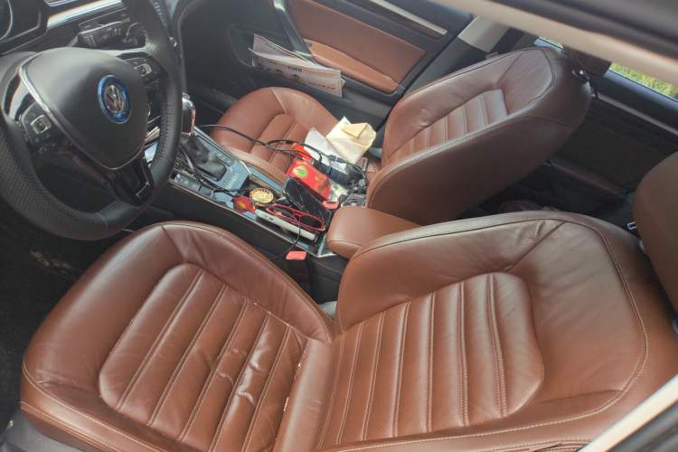 Used Volkswagen Lamando 2015 280TSI DSG Luxury Edition Left Front Seat