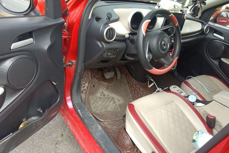 Used ORA Black Cat 2019 351 km Goddess Edition
