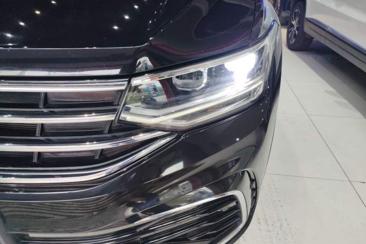 Used Volkswagen Tiguan L 2023 330TSI Automatic Two-Wheel Drive R-Line Enjoyment Edition Left Front Headlight