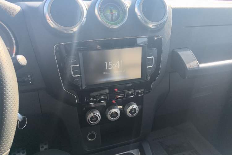 Used BAIC Off-Road BJ40 2016 40L 2.0T Manual All-Wheel Drive Prestige Edition