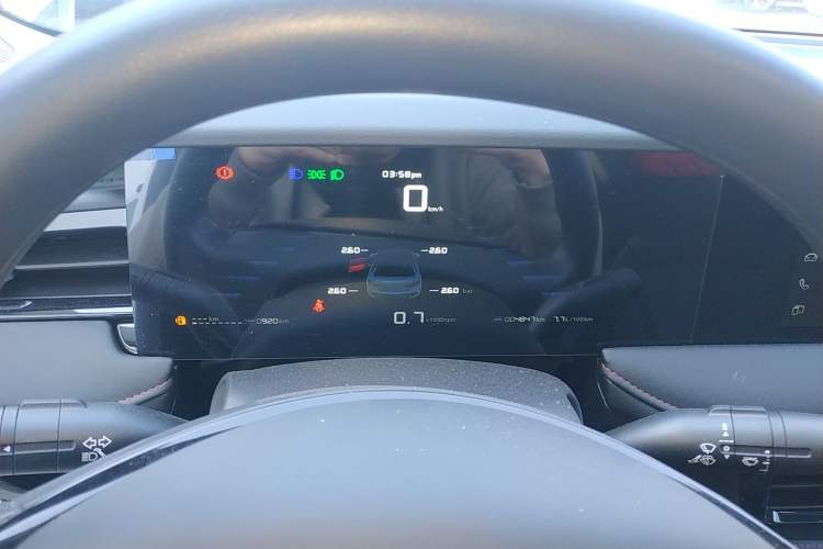 Used Roewe i5 2023 1.5L Manual Comfort Edition