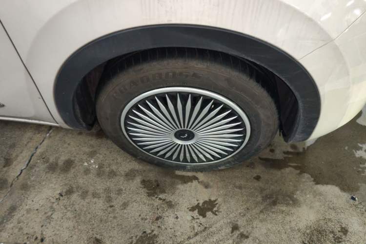 Used Wuling Bingo 2023 410 km Lingxi Deluxe Edition
