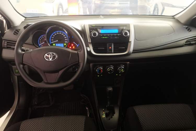 Used Toyota Vios FS 2017 1.5L CVT Fengchi Edition Center Console