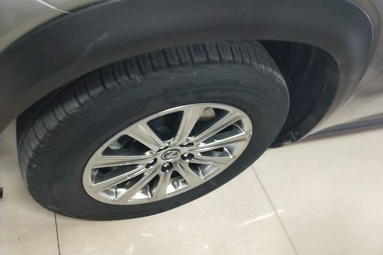 Used Lexus NX 2018 300 Front-Drive Freeline Edition