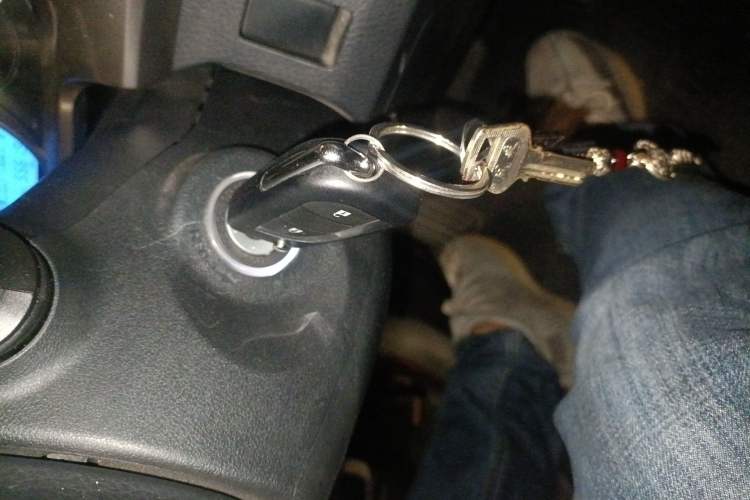 Used Toyota RAV4 2015 2.0L CVT Two-Wheel Drive Fashion Edition