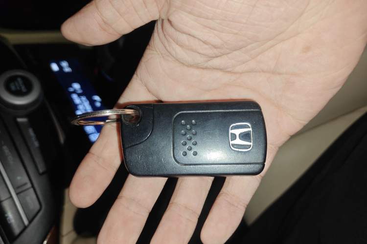 Used Honda Crosstour 2011 3.5L Prestige Edition