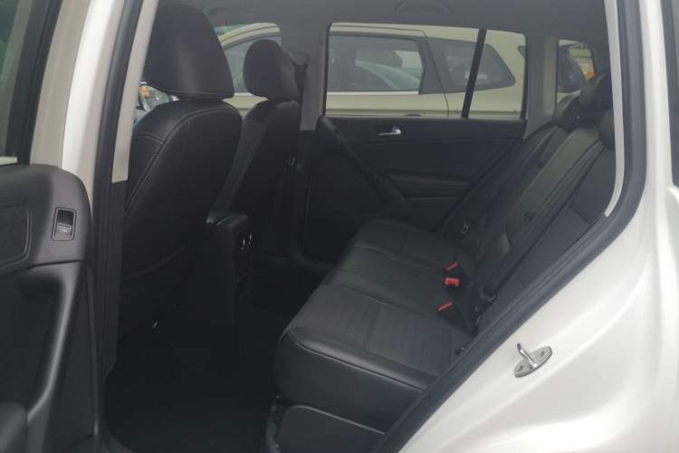 Used Volkswagen Tiguan L 2017 300TSI Automatic Two-Wheel Drive Silk Road Luxury Edition