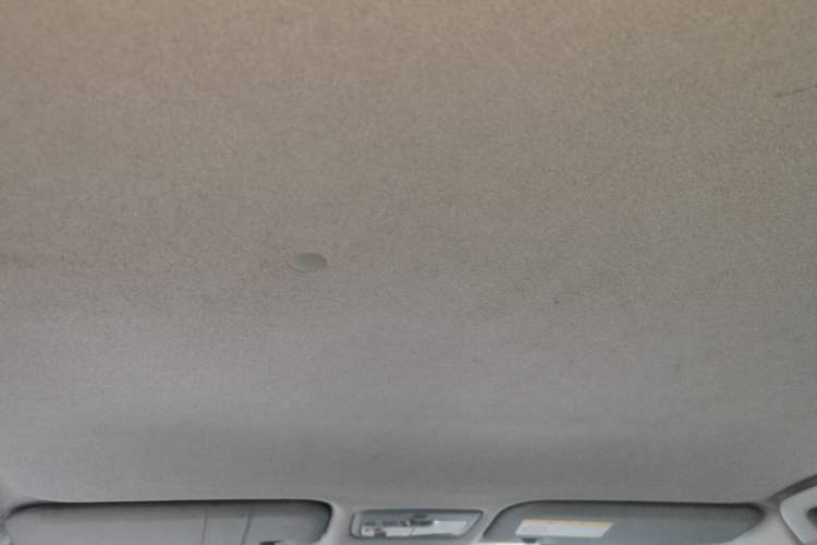 Used Toyota YARiS L Zhi Xuan 2015 1.5E Automatic Charm Edition Headliner