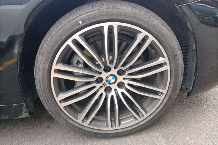 Used BMW 5 Series 2019 530Li xDrive M Sport Package
