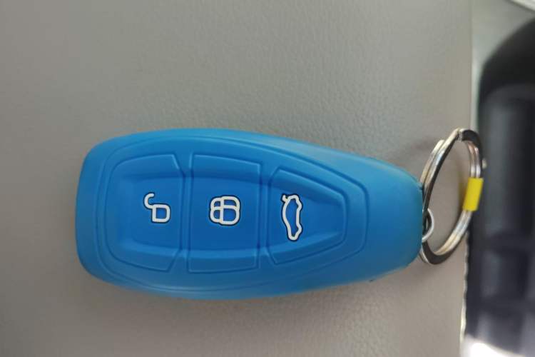 Used Ford Kuga 2013 2.0L GTDi Four-Wheel Drive Premium Model Vehicle Key