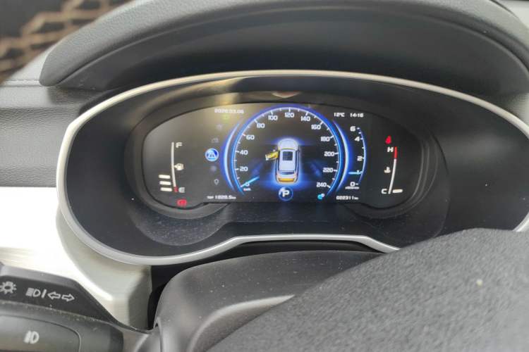 Used Geely Auto Emgrand X7 Sport 2020 1.8TD DCT Two-Wheel Drive Smart Connect 4G-Enabled Version
