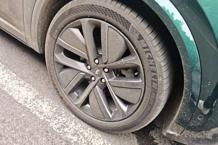 Used Li Auto L9 2024 Ultra Model
