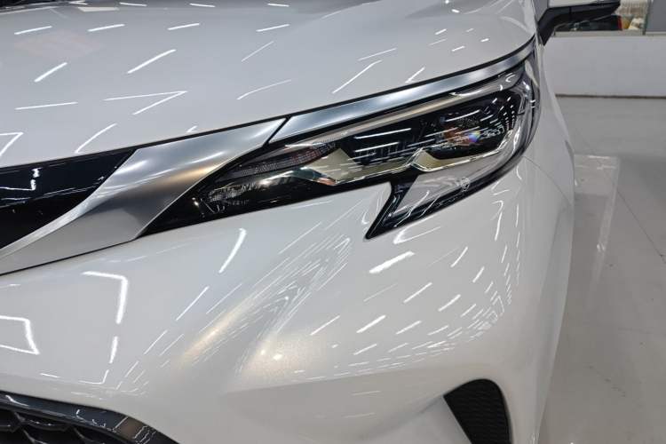 Used Toyota Granvia 2024 2.5L Hybrid Prestige PLUS Edition
