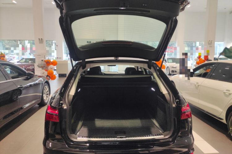 Used Audi A6 2024 allroad quattro 55 TFSI Prestige Off-Road Model
