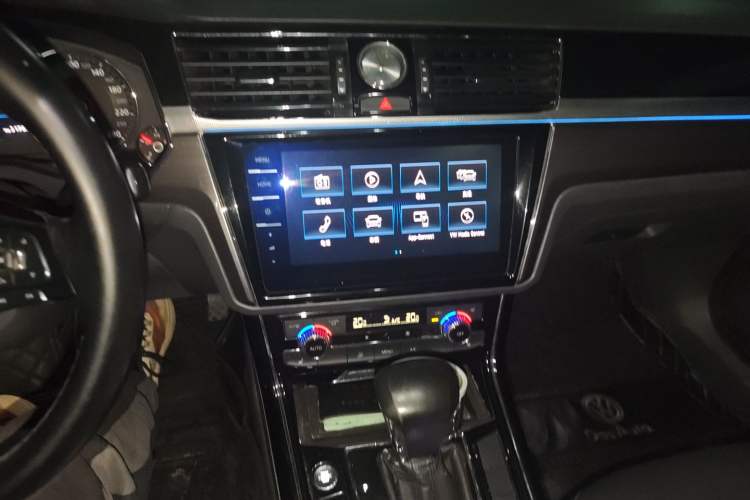 Used Volkswagen Phideon 2018 Revised Version 380TSI Two-Wheel Drive Business Edition
