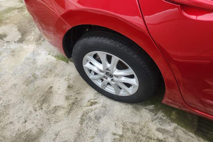 Used Mazda Mazda 3 Axela 2017 Sedan 1.5L Automatic Luxury Model China VI Standard