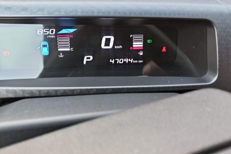 Used Geely Auto Vision X1 2017 1.3L Automatic Fun Edition