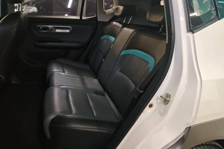 Used AION Y 2022 Plus 70 Smart Edition Left Rear Seat